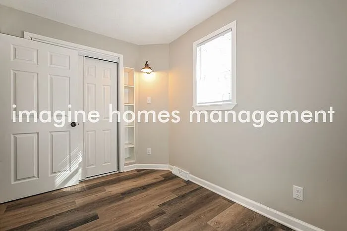 1335 Stowe Ave — Photo 9