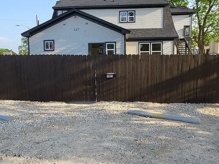 647 Hammond Ave — Photo 6