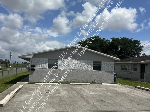 11611 SW 215th St #11613, Miami, FL 33189