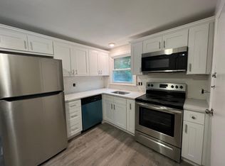 17 Carleton St APT C, Worcester, MA 01603