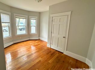 88 Hampshire St #1A, Cambridge, MA 02139