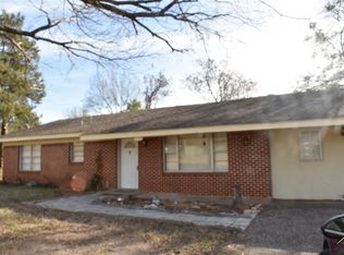 305 Arthur St, Lindale, TX 75771