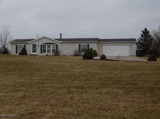70650 Tharp Lake Rd, Edwardsburg, MI 49112