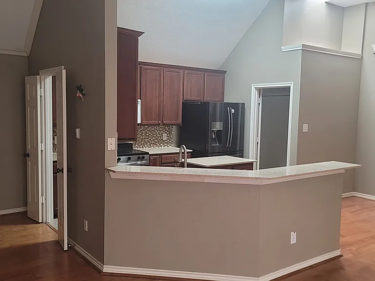 8432 Grand Canyon Dr — Photo 7