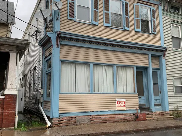 30 W Market St #C, Middleburg, PA 17842
