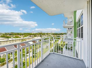 Bayview, North Miami, FL 33181