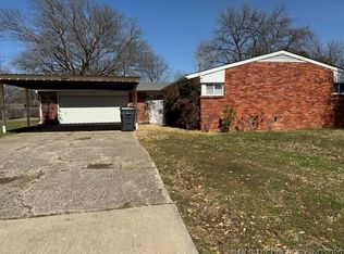 1913 SW Mockingbird Ln, Ardmore, OK 73401