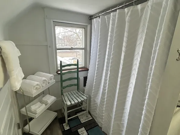 703 Bingham Ave, Sault Sainte Marie, MI 49783