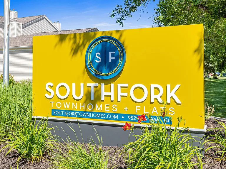 SouthFork Townhomes + Flats — Photo 33
