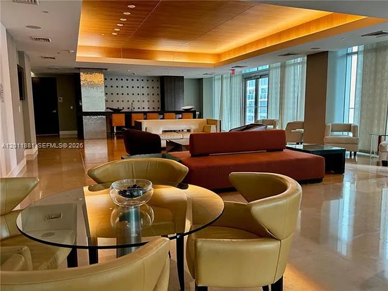 500 Brickell Ave #1407 — Photo 33