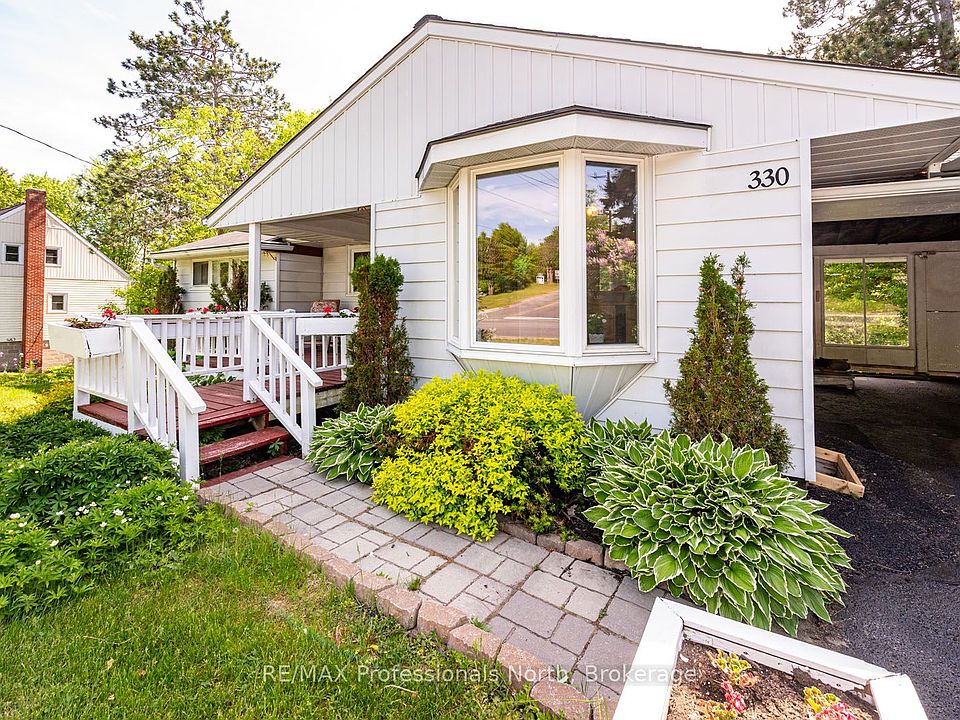 1st image of 330 Manitoba St