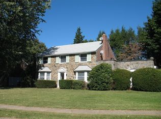 731 Hilltop Rd, Springfield, PA 19064