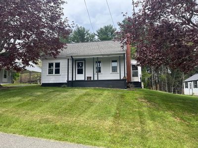 212 Sutherland St, Hillsville, VA, 24343