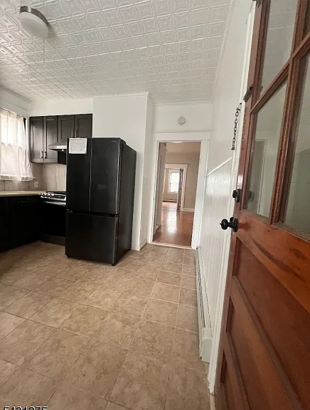 264 Valley St — Photo 4