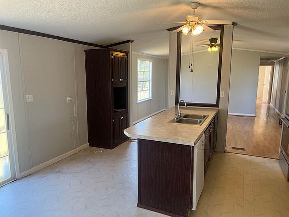 3rd image of 1344 Wedgewood Dr