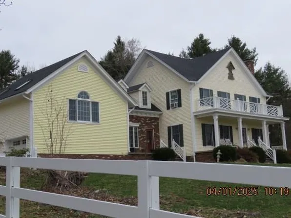 2001 North St, Wyalusing, PA 18853