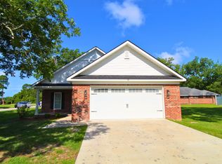 35 Grove Cir, Statesboro, GA 30458