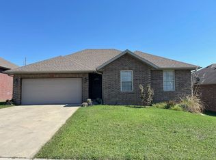 3538 S Juniper Ave, Springfield, MO 65804