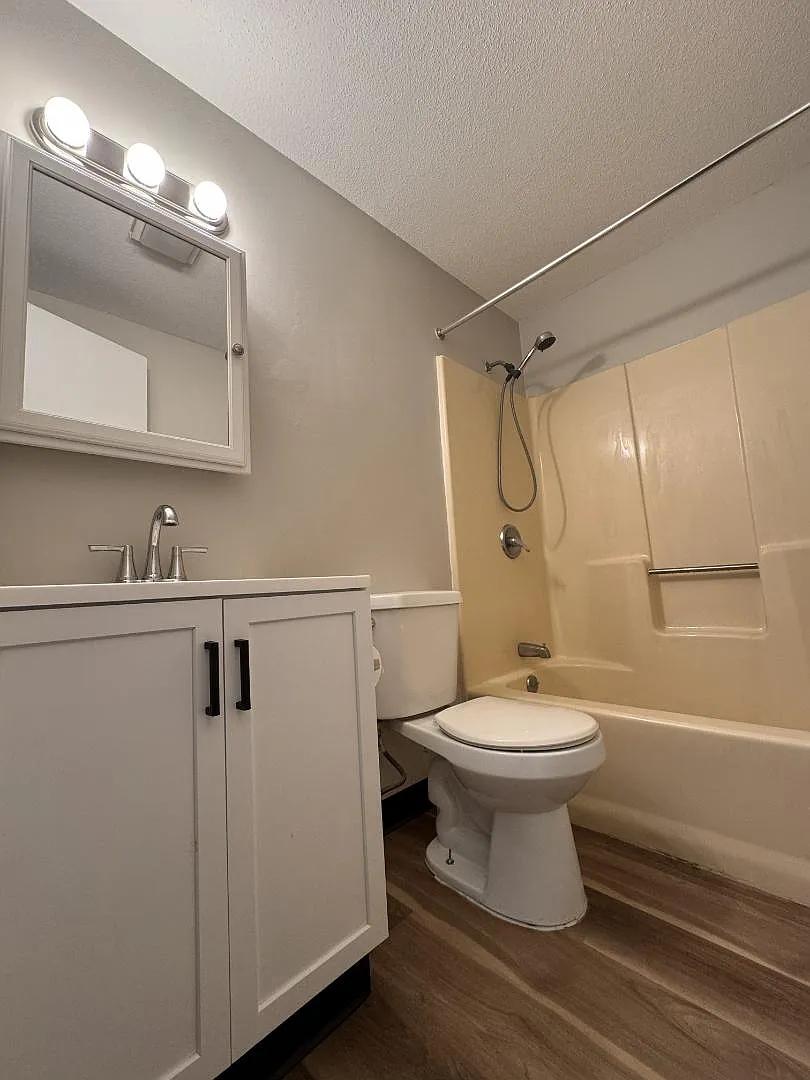 39 Calef Highway - Unit #6 — Photo 3
