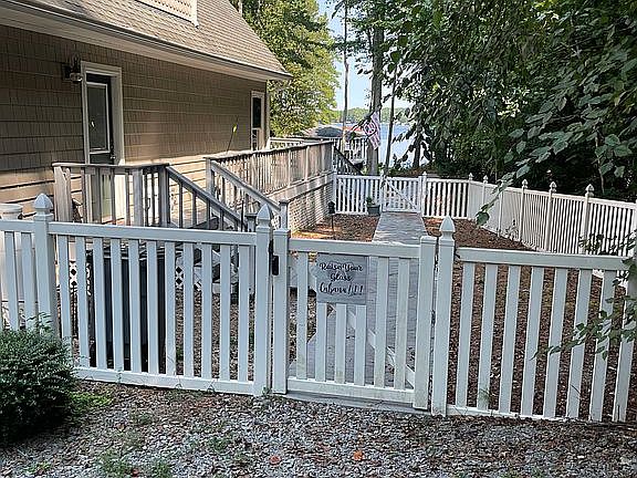 5th image of 239 Starboard Ln