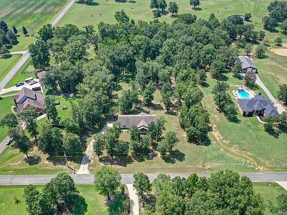 5th image of 23 Majestic Valley Dr