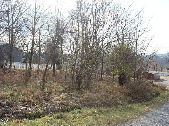 2nd image of 0 Windrose Ave