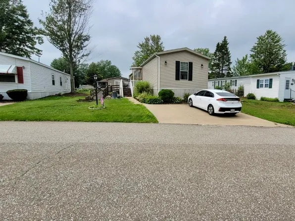 8204 Willow Gln, Erie, PA 16509