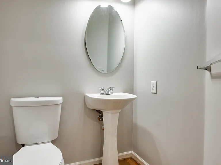 2542 Piney Pass Way — Photo 32
