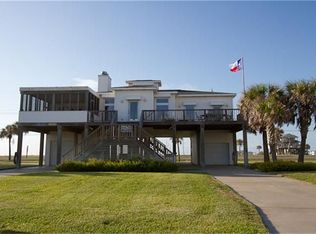 18906 W De Vaca Ln, Galveston, TX 77554