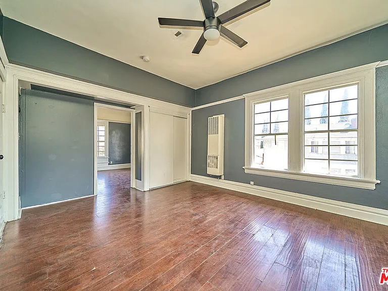 1347 Valencia St — Photo 9