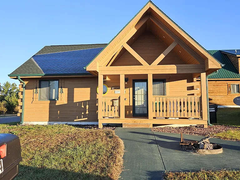 424 Overlook Ct — Photo 1