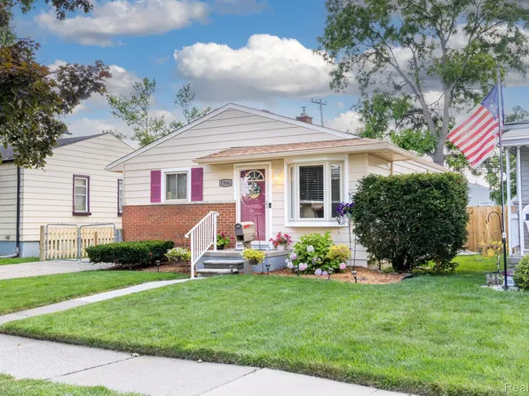 13046 Helen St, Southgate, MI 48195