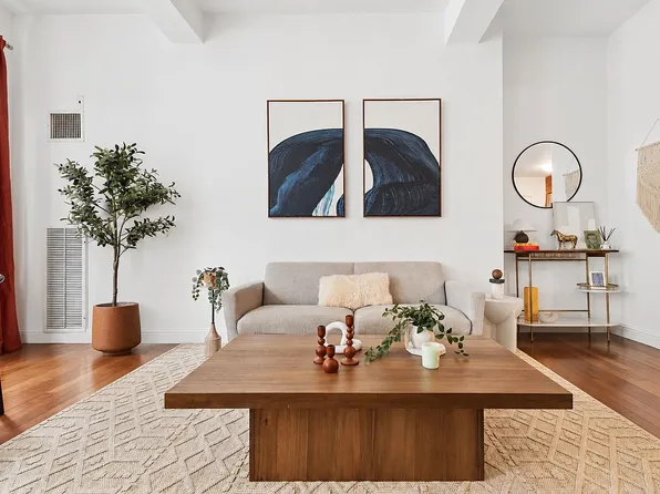 88 Greenwich St #724W, New York, NY 10006