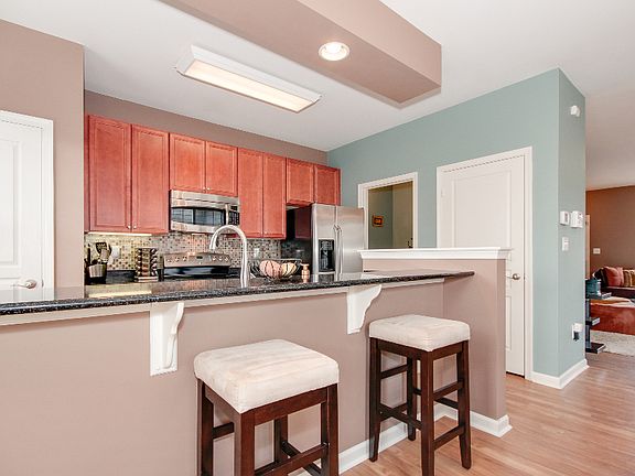 5th image of 5305 Tamworth Pl