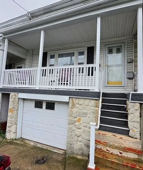 243 Pierce St