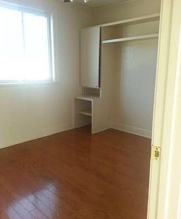3rd image of 2300 N Broad St APT 20