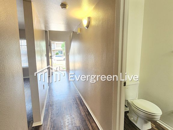 5th image of 108 Raven Dr