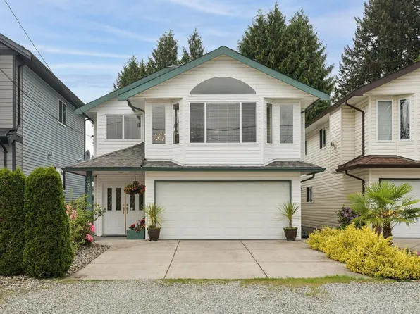 3451 Liverpool St, Pt Coquitlam, BC V3B 3V9