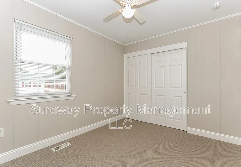 1810 Pennland Ct — Photo 17