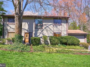 4145 Elizabeth Ln, Annandale, VA 22003