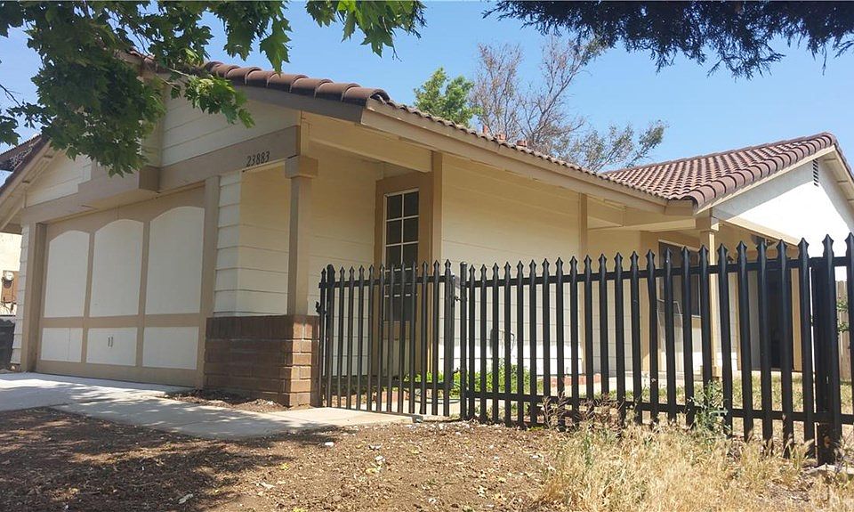 1st image of 23883 Copper Hill Pl