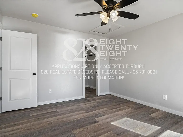 2266 Donna Dr — Photo 17
