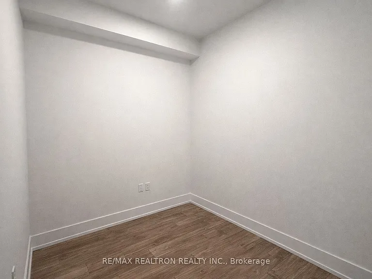 858 Dupont St #309 — Photo 7