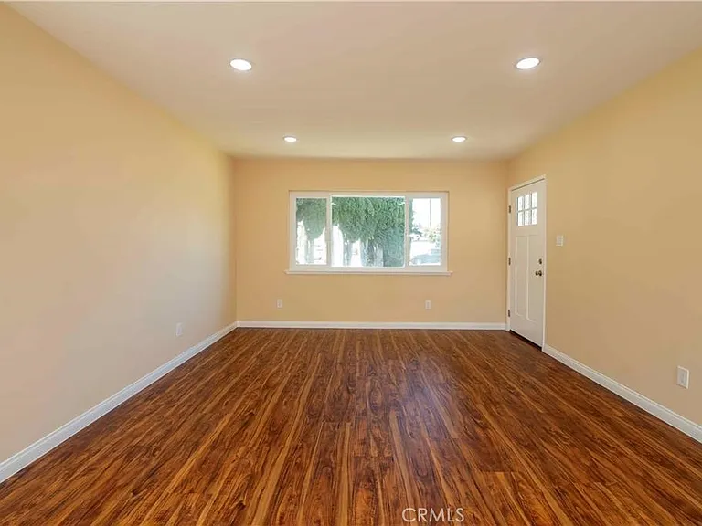 7630 Minstrel Ave — Photo 23