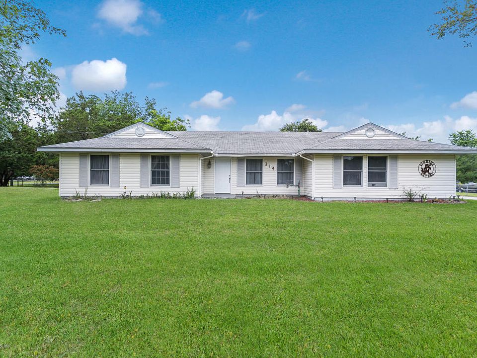 1st image of 314 Celery Ave N