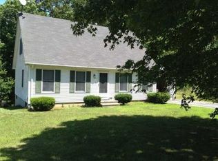 7 Cavendish Ln, Pawcatuck, CT 06379