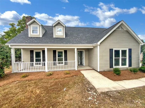 2514 Oak Leigh Dr, Charlotte, NC 28262