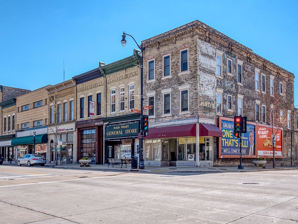 Exterior Before Renovations