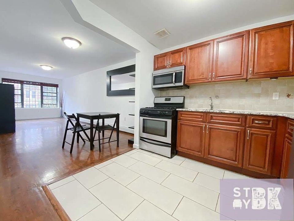 1st image of 135 Herkimer St #2