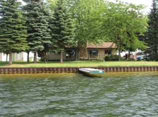 5063 Dunbar Ct, Gladwin, MI 48624